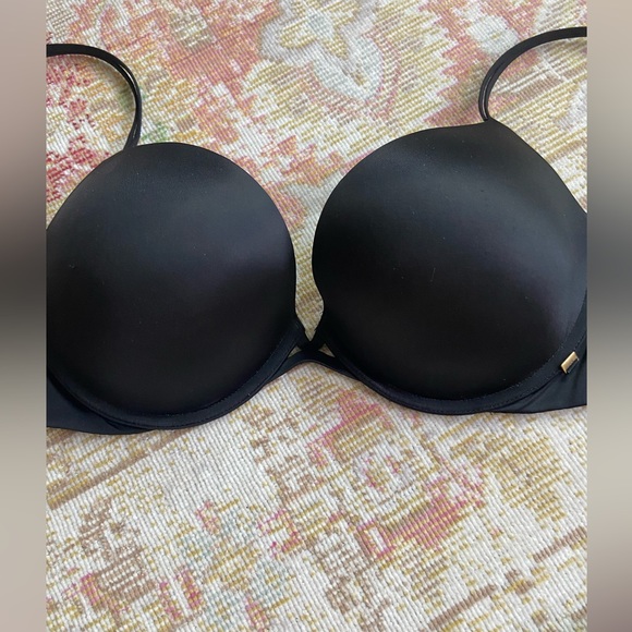 Victorias Secret Black Very Sexy Push Up 34DD - Picture 5 of 9